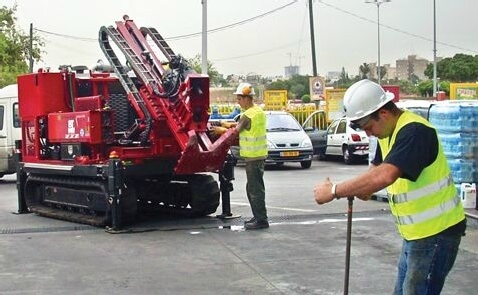 9500 VTR gumilánctalpas talajmintavevő magszondázó- és fúróberendezés, 2. kép 9500 VTR gumilánctalpas talajmintavevő magszondázó- és fúróberendezés, 21. kép